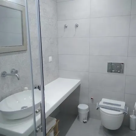 Anemoessa * 阿波罗尼亚