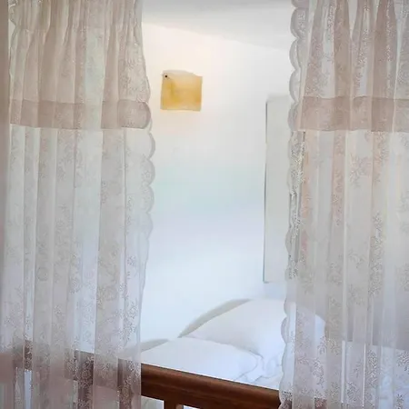 Hotel Anemoessa *