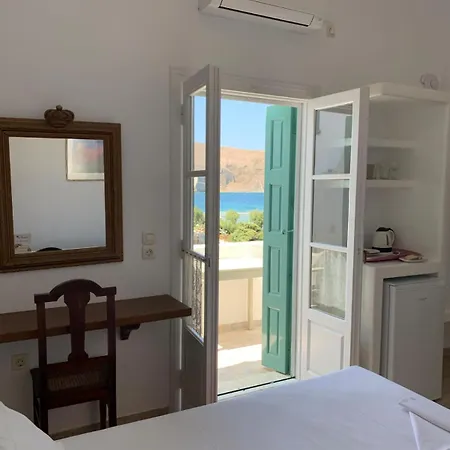 Anemoessa Отель Поллония